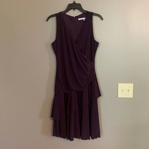 Dress : Luxe by Carmen Marc Valvo / Neiman Marcus